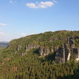 Affensteinweg Frienstein Carolafelsen und Wilde Hölle, Wanderweg im Wanderparadies Sächsische Schweiz mit vielen tollen Aussichten, riesiger Felsennationalpark, schöner Wald