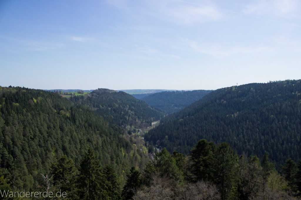 Genießerpfad, der Teinacher, Stadt Zavelstein, tolle empfehlenswerte Aussicht von der Burg in Zavelstein