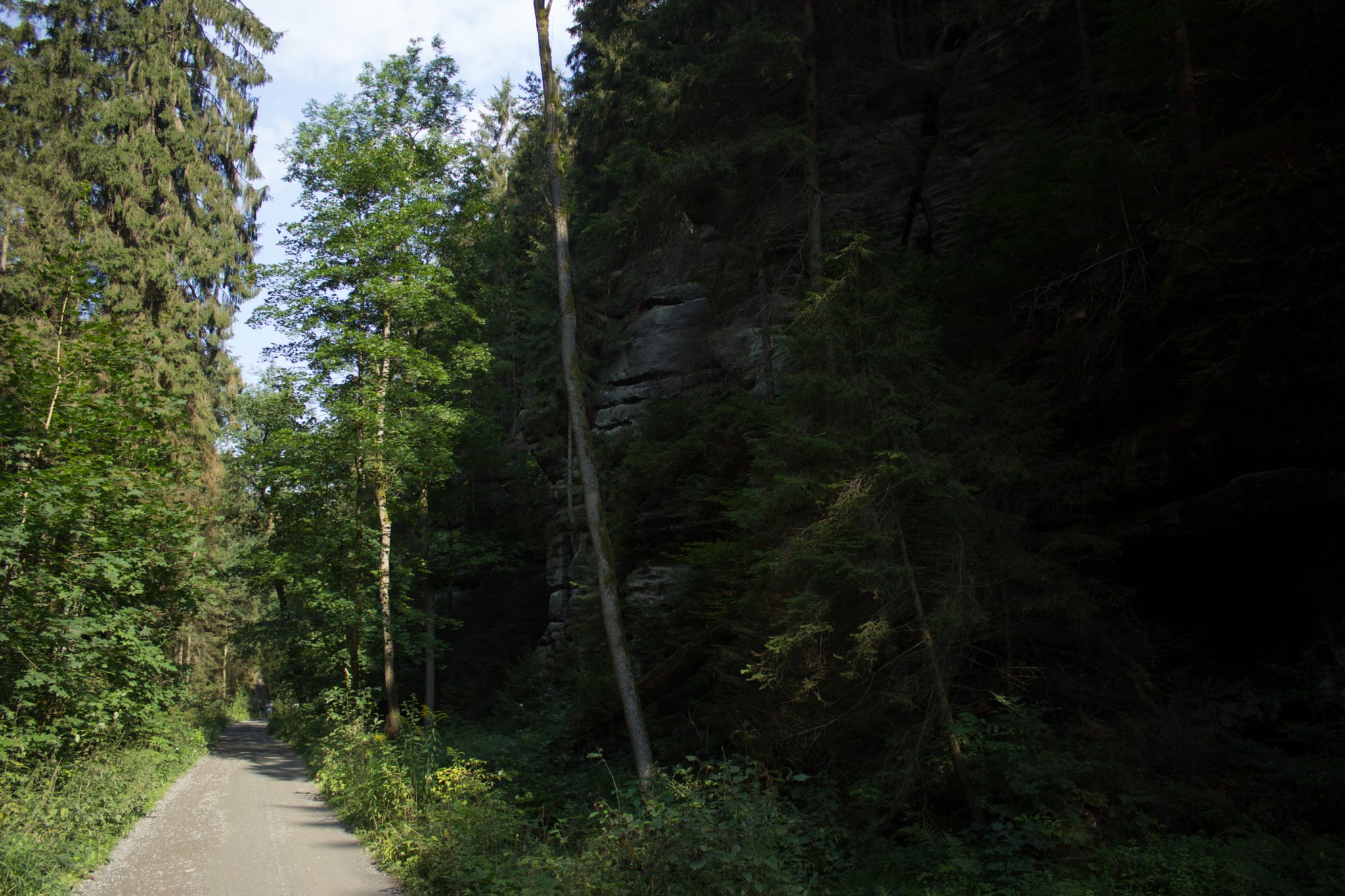 Zeughaus Roß- und Goldsteig Richterschlüchte im Kirnitzschtal wandern, Wanderweg im Wanderparadies Sächsische Schweiz mit vielen tollen Aussichten, riesiger Felsennationalpark