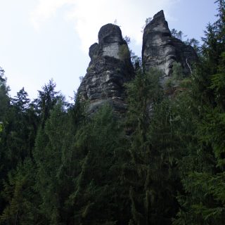 Zeughaus Roß- und Goldsteig Richterschlüchte im Kirnitzschtal wandern, Wanderweg im Wanderparadies Sächsische Schweiz mit vielen tollen Aussichten, riesiger Felsennationalpark