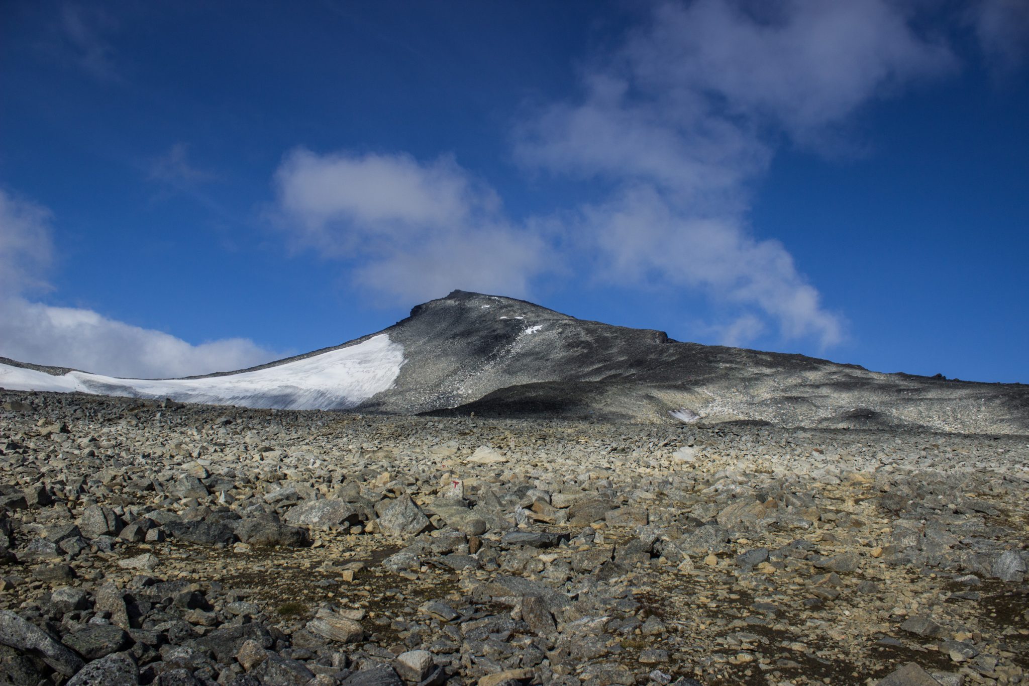 Wanderung auf den höchsten Berg Norwegens - der Galdhøpiggen ab Spiterstulen im Jotunheimen Nationalpark, auch höchster Berg Skandinaviens und Nordeuropas mit 2469 Höhenmetern
