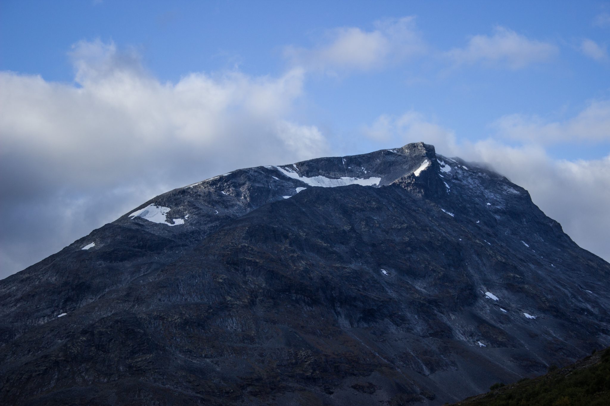 Wanderung auf den höchsten Berg Norwegens - der Galdhøpiggen ab Spiterstulen im Jotunheimen Nationalpark, auch höchster Berg Skandinaviens und Nordeuropas mit 2469 Höhenmetern
