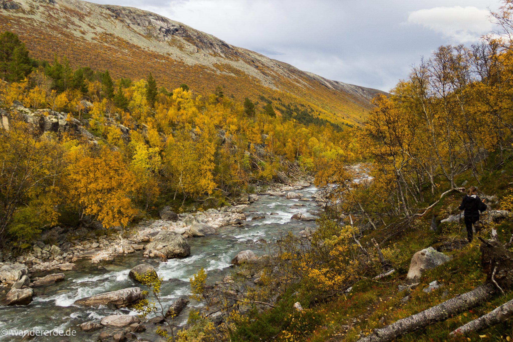 Wandern im herbstlichen Amotsdalen