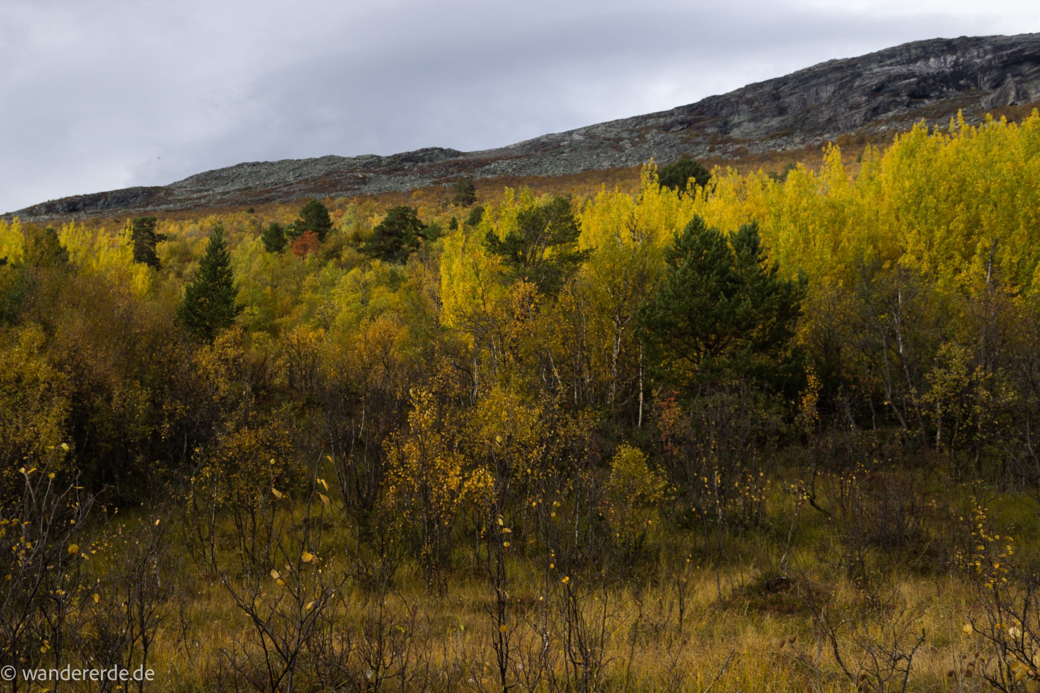 Wandern im herbstlichen Amotsdalen