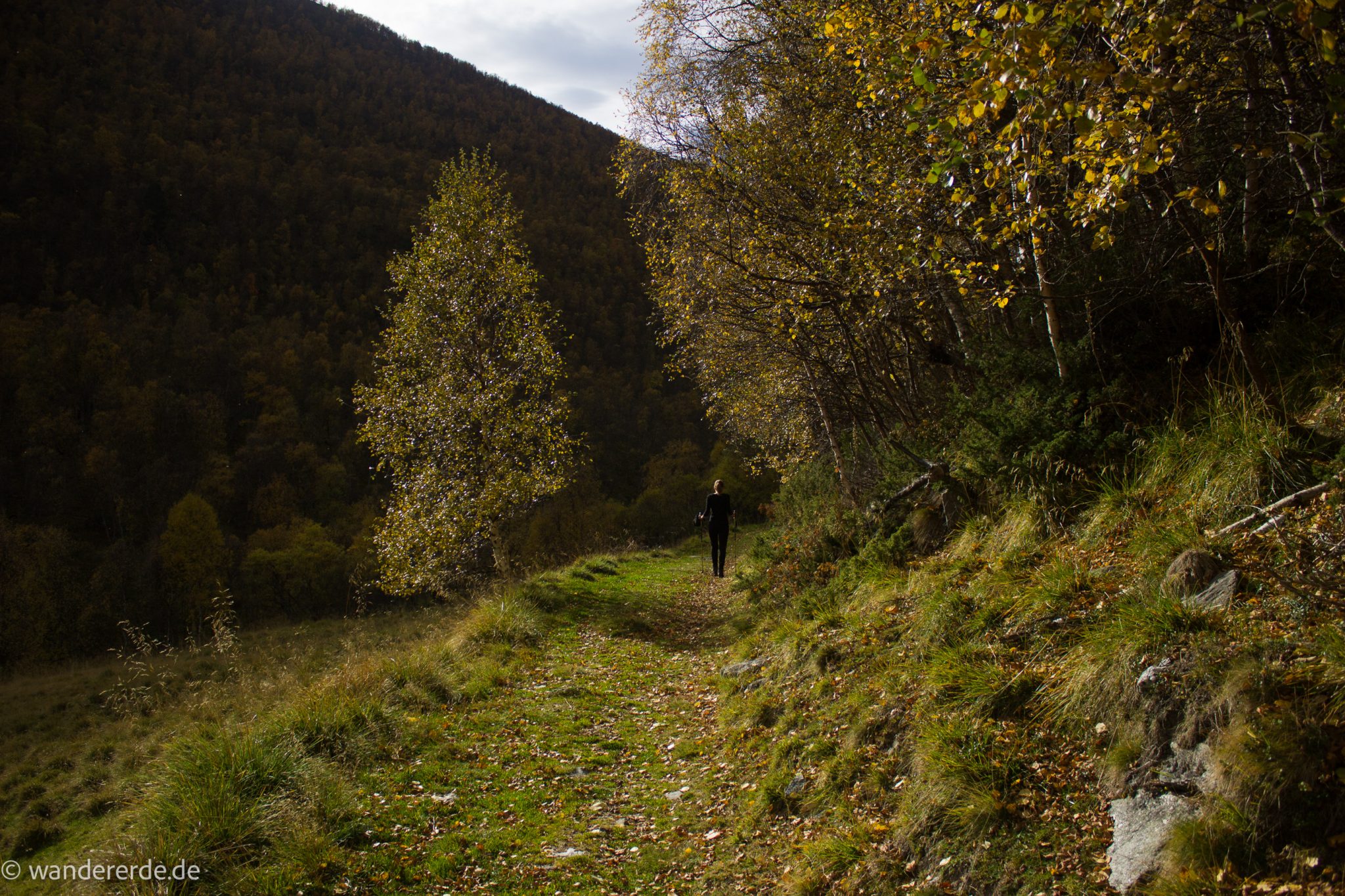 Wandern im herbstlichen Amotsdalen