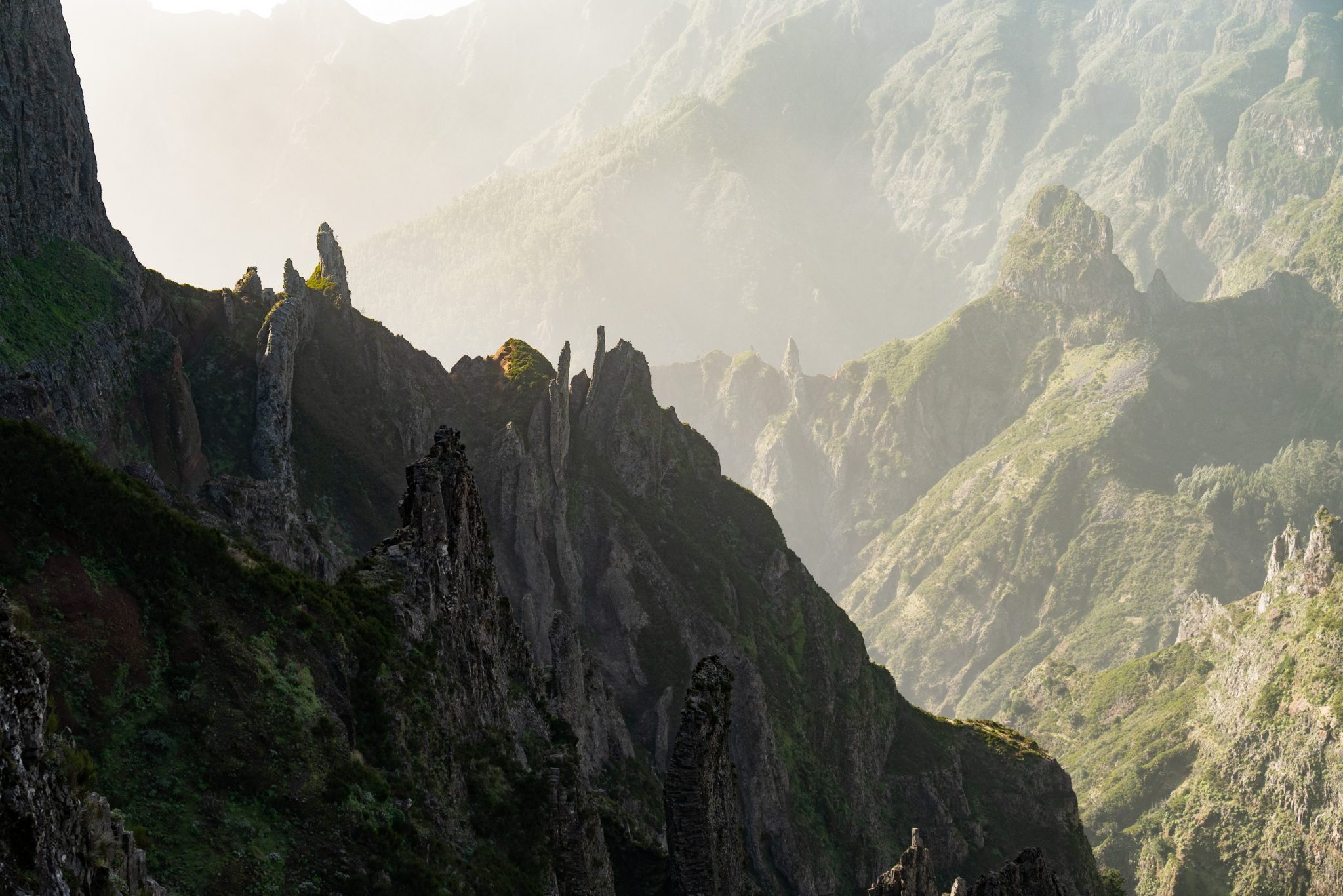 Madeira - Portugal - Wanderung - Hiking Wanderung auf den Pico Ruivo: Die ultimative Bergtour auf Madeira
